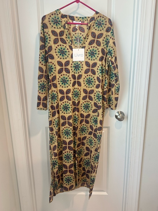 Livro Dresses & Skirts - NWT Livro Classic Kurta Midi Dress in Medallion Multi Print